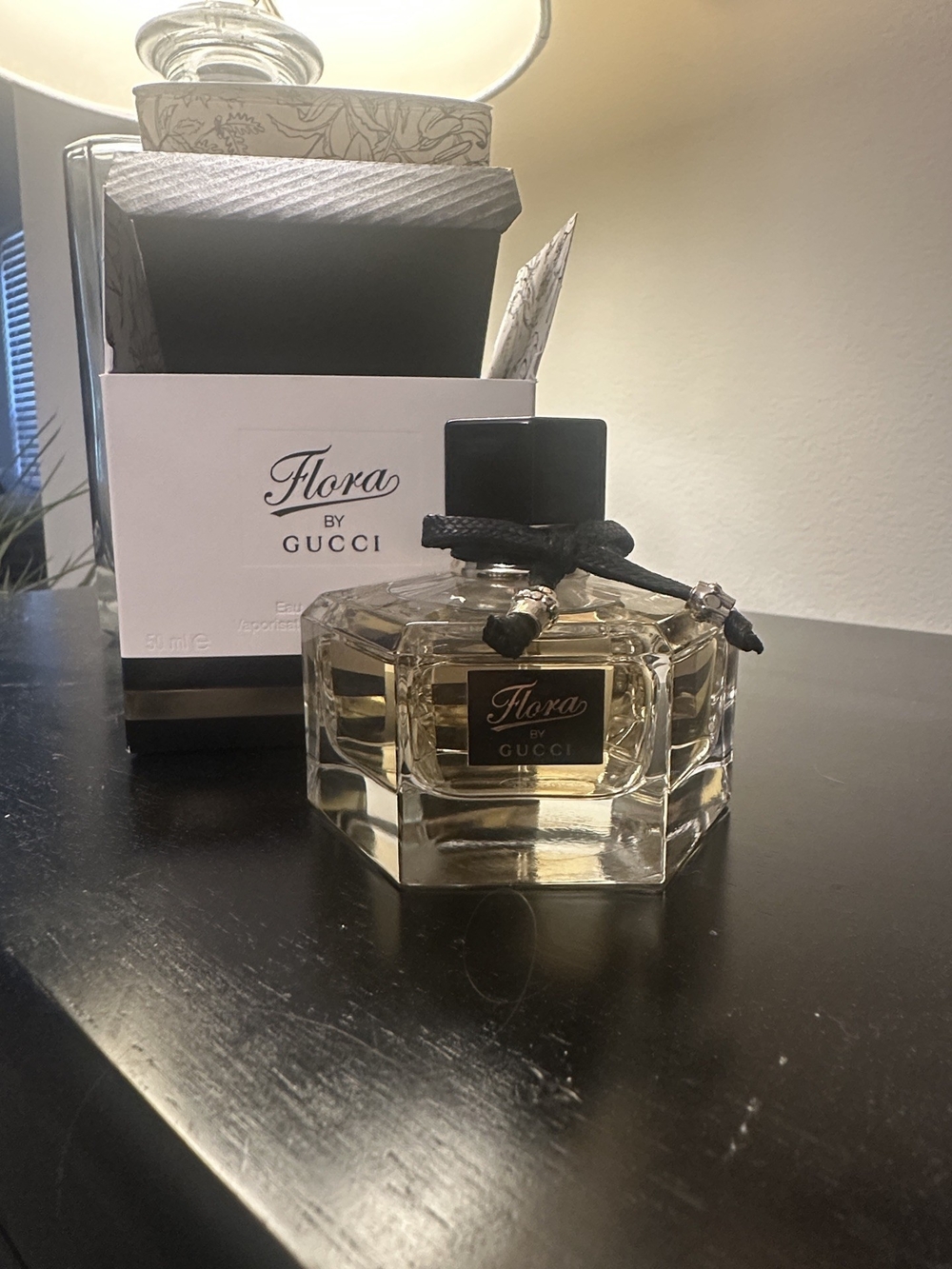 Flora by Gucci Eau de Toilette - Light Gold Bottle - Picture 2 of 4